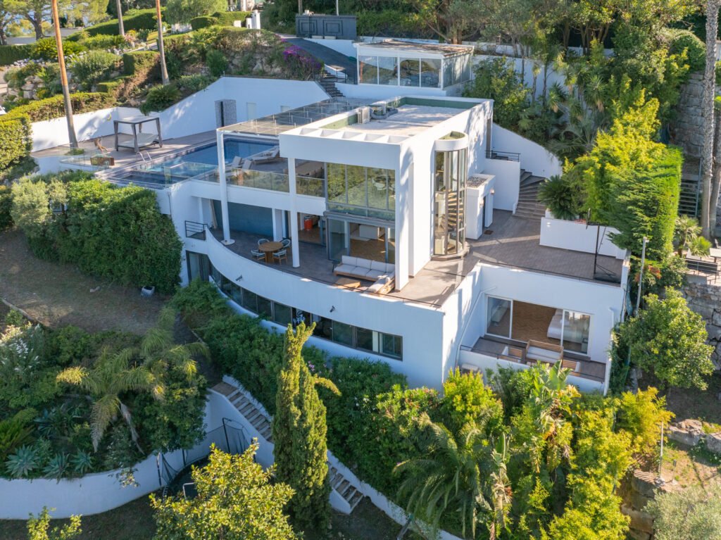 The Bleu Villa