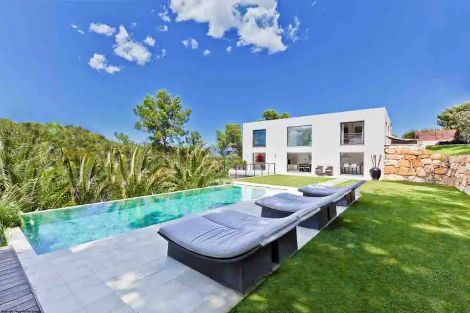 The Mira Villa