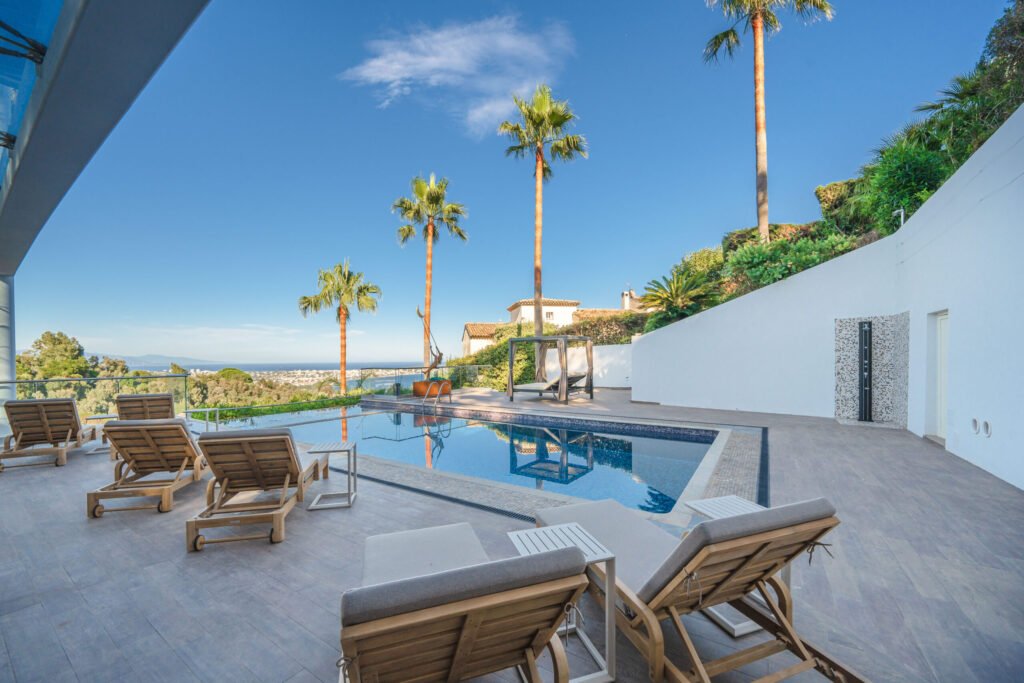 The Bleu Villa