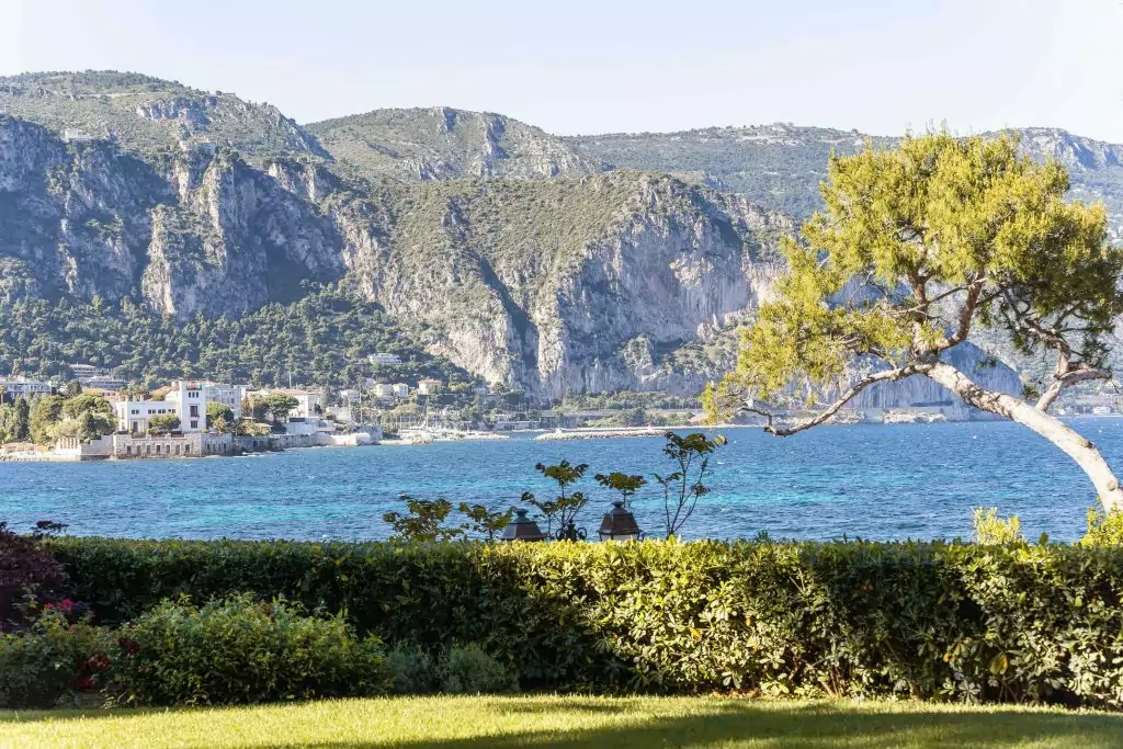 The Petrus Villa