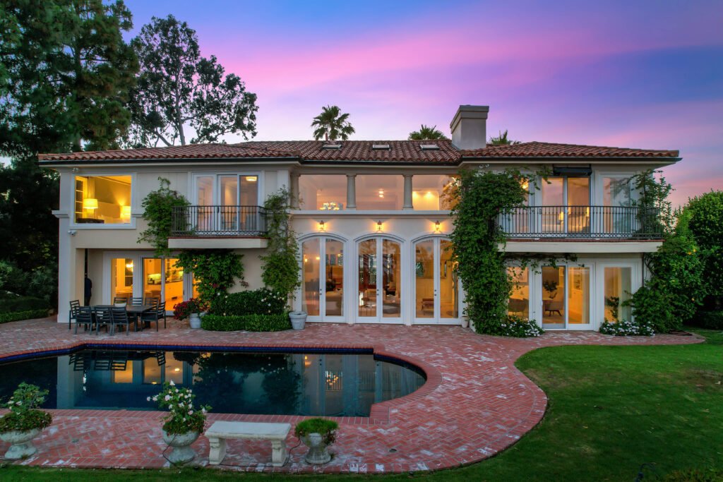 The Savona Estate