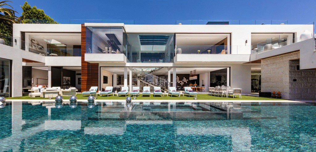 The Della Villa