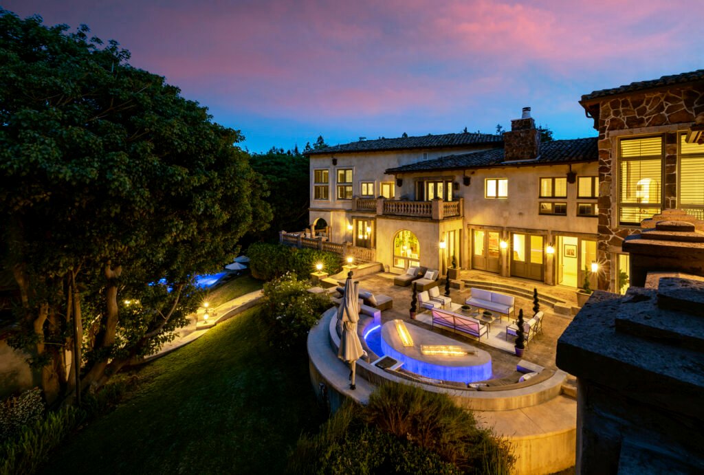 The Carolwood Estate
