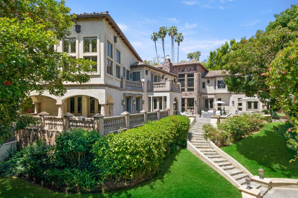 The Carolwood Estate